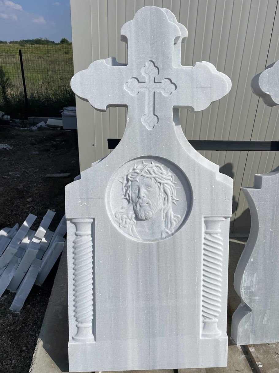 Cruce de marmură — Servicii Funerare Remu — model 3