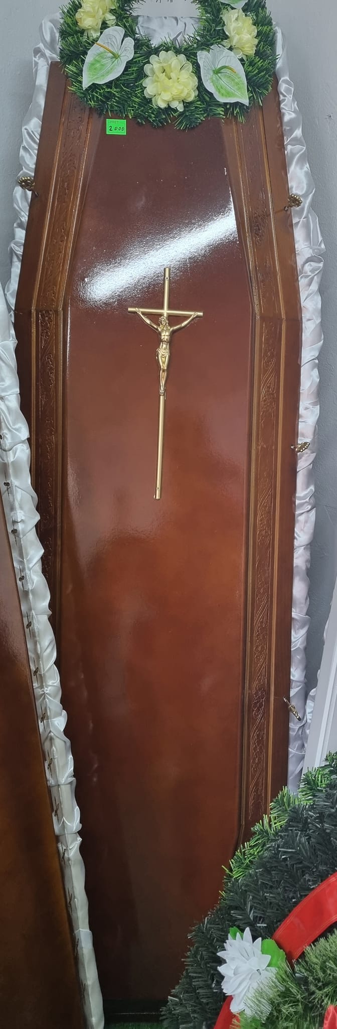 Sicriu — Servicii Funerare Remu Roșiorii de Vede — model 2