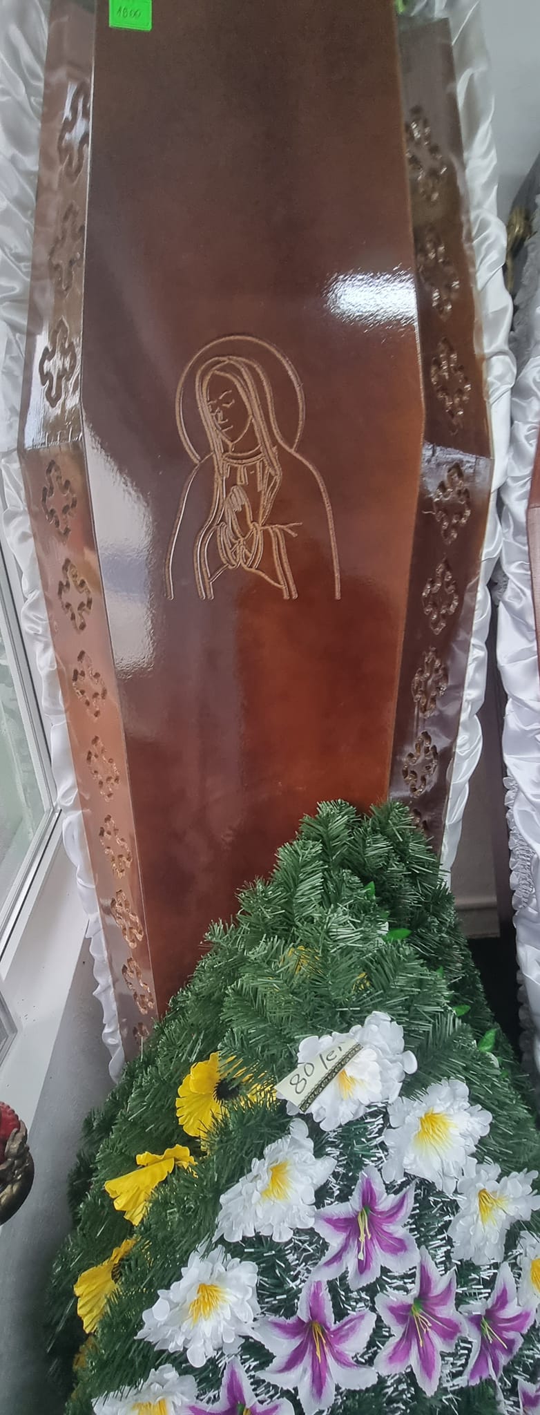 Sicriu — Servicii Funerare Remu Roșiorii de Vede — model 4